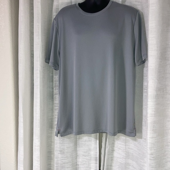 Tommy Bahama NEW like condition WOT Size XXL Color is gray for those casual days - Picture 2 of 6